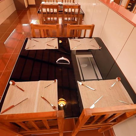 Roses Inn Fortkochi Екстериор снимка