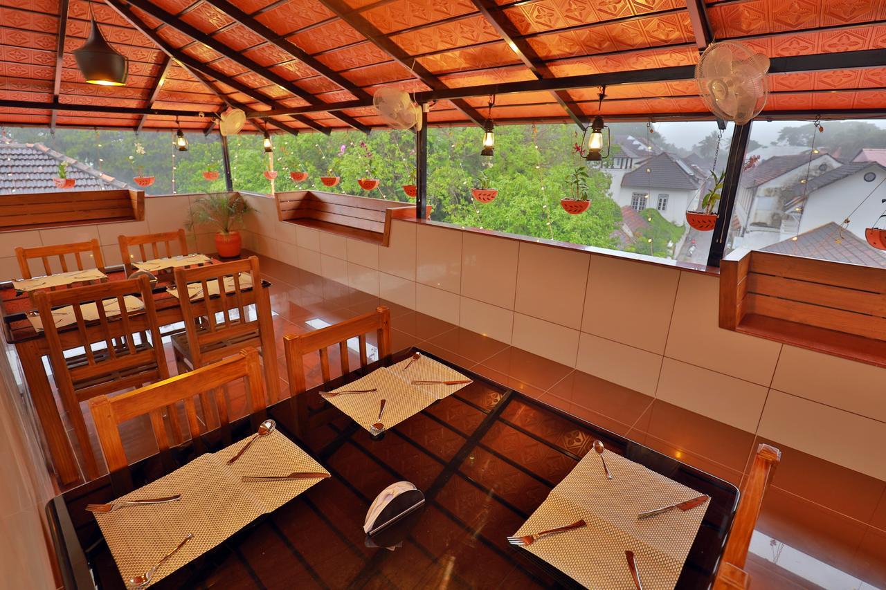 Roses Inn Fortkochi Екстериор снимка